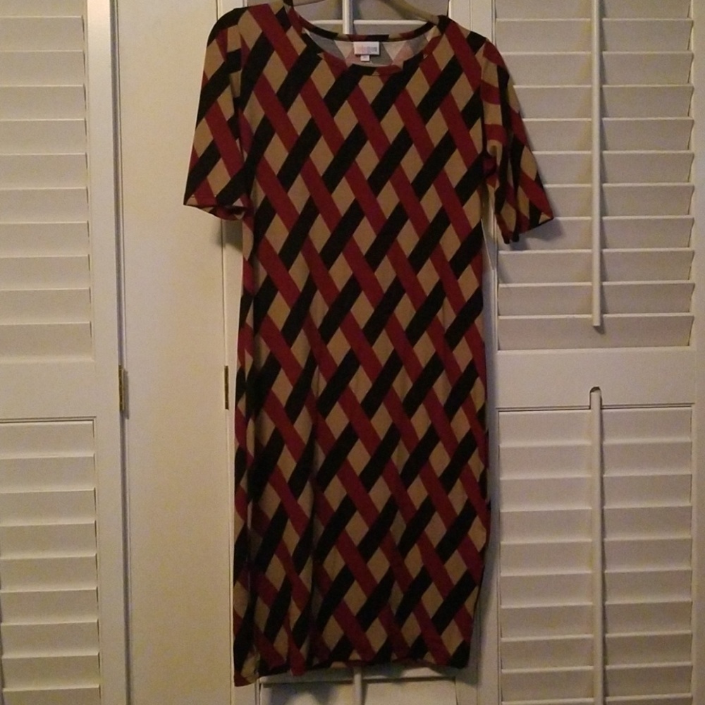 NWT Lularoe Julia in Classic Camel/Black/Maroon